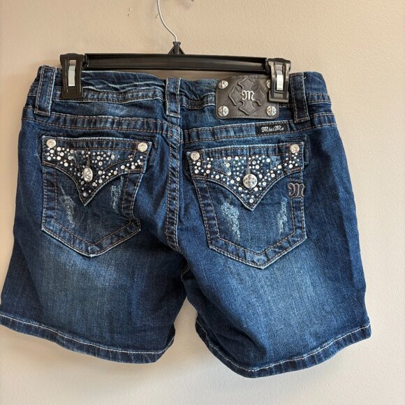 Miss Me Jean Short - Picture 5 of 6